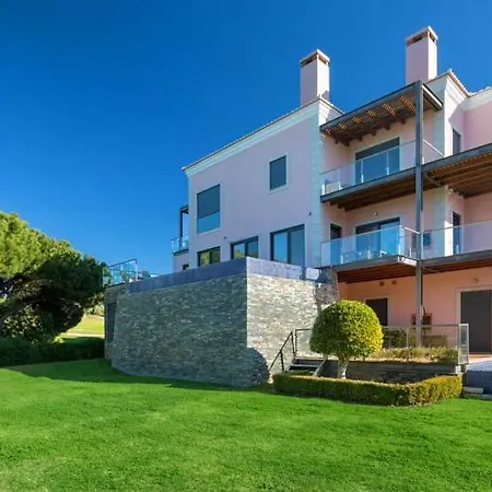 Sleeps 4 Pool Wifi T627032 *