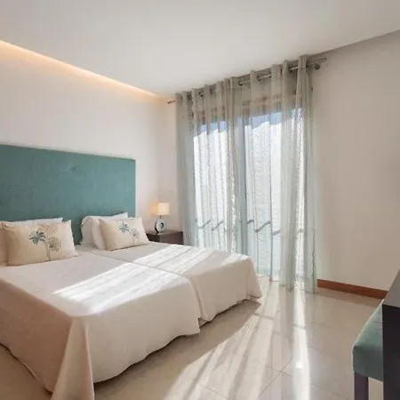 公寓 Sleeps 4 Pool Wifi T627032 韦尔都勒博