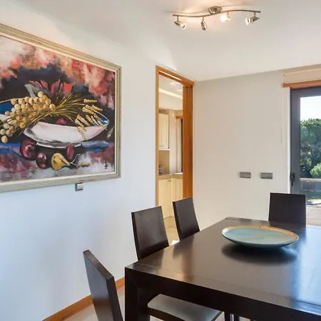 公寓 Sleeps 4 Pool Wifi T627032